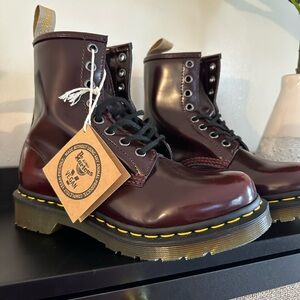 Burgundy Dr Martens size 5 women